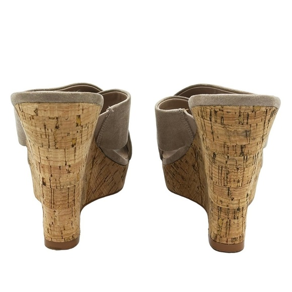 CHARLES by Charles David Latrice Nude Vegan Suede Cork Wedge Sandals Size 10 - Picture 4 of 7